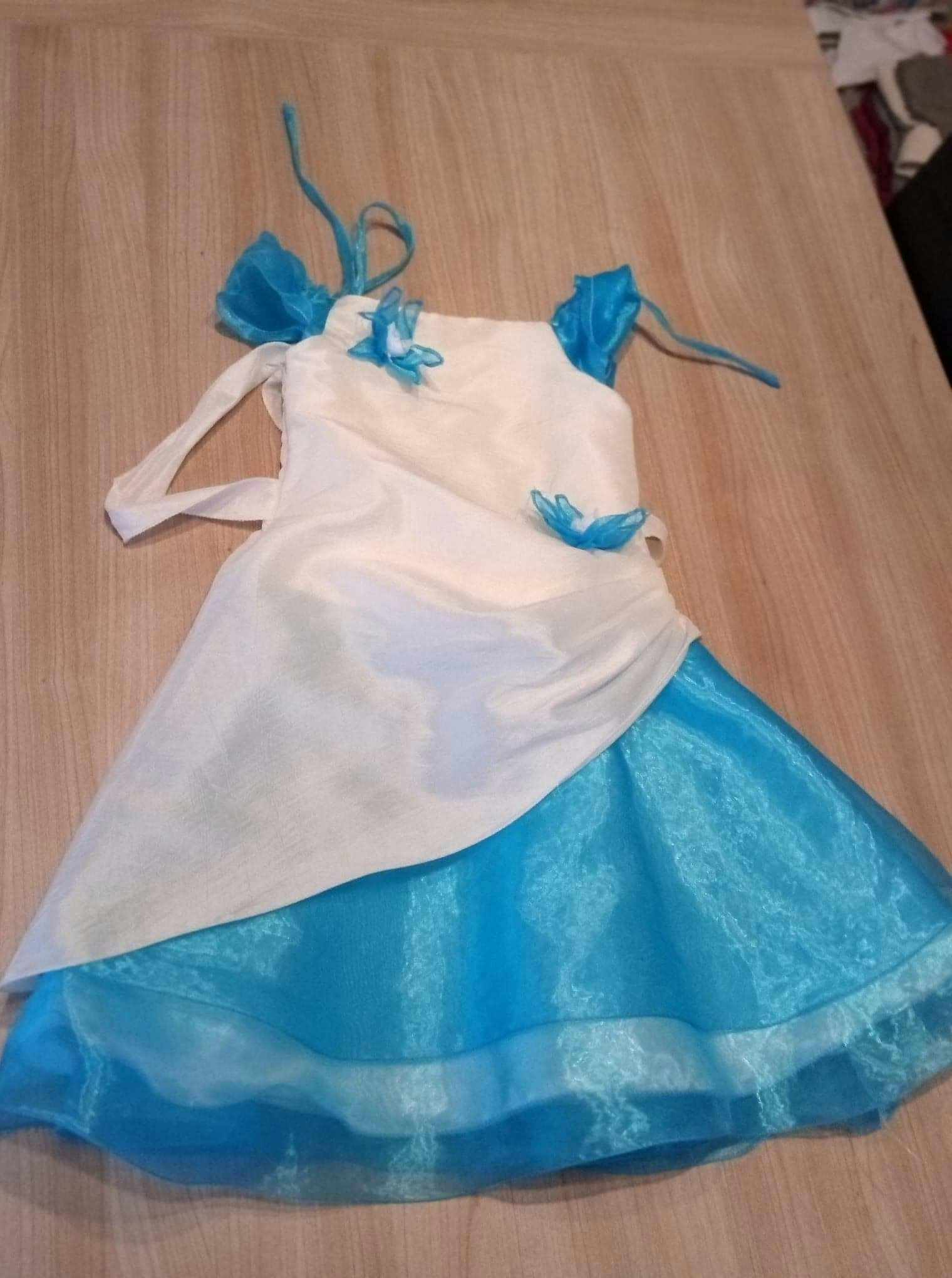 Robe de cérémonie fille taille 4 ans - photo numéro 2