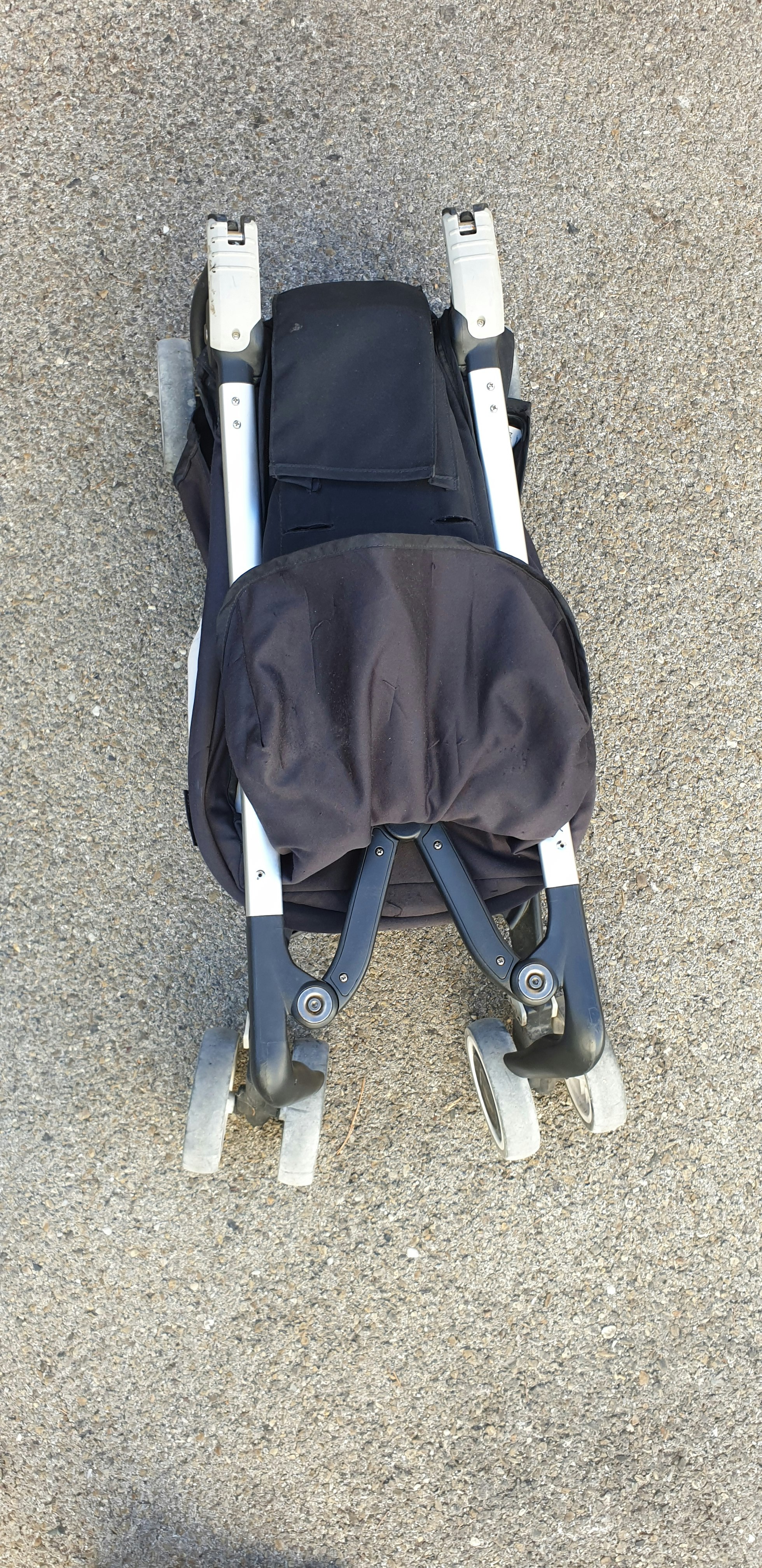 Poussette - photo numéro 3