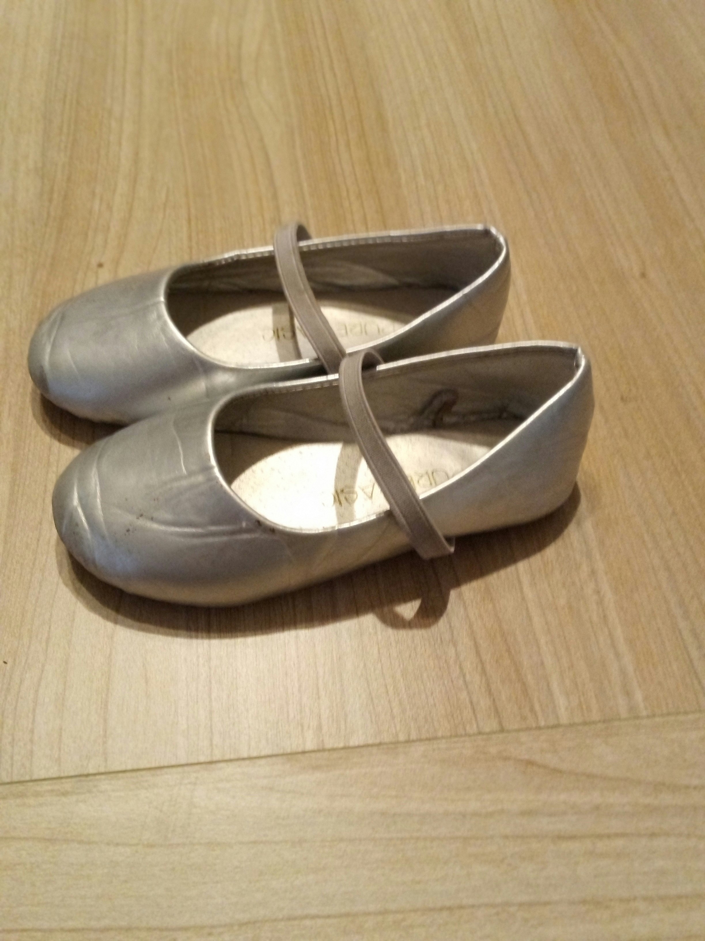 Plusieurs paires de chaussures pointure 26 fille - photo numéro 6