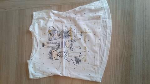 Plusieurs vêtements fille taille 4 ans - photo numéro 4