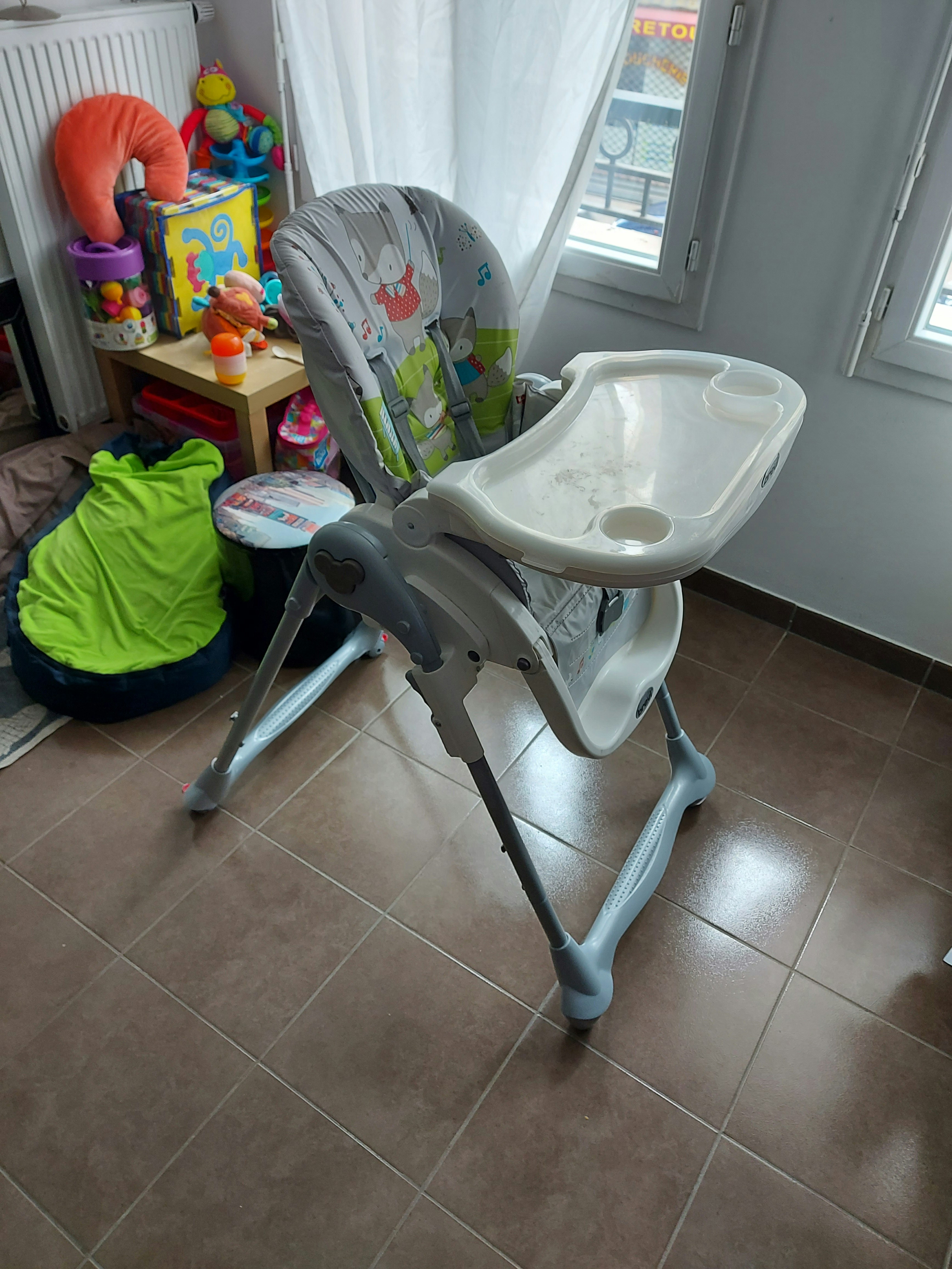 Chaise haute - photo numéro 9