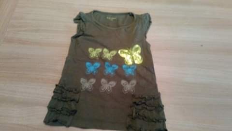 Plusieurs vêtements fille taille 4 ans - photo numéro 9