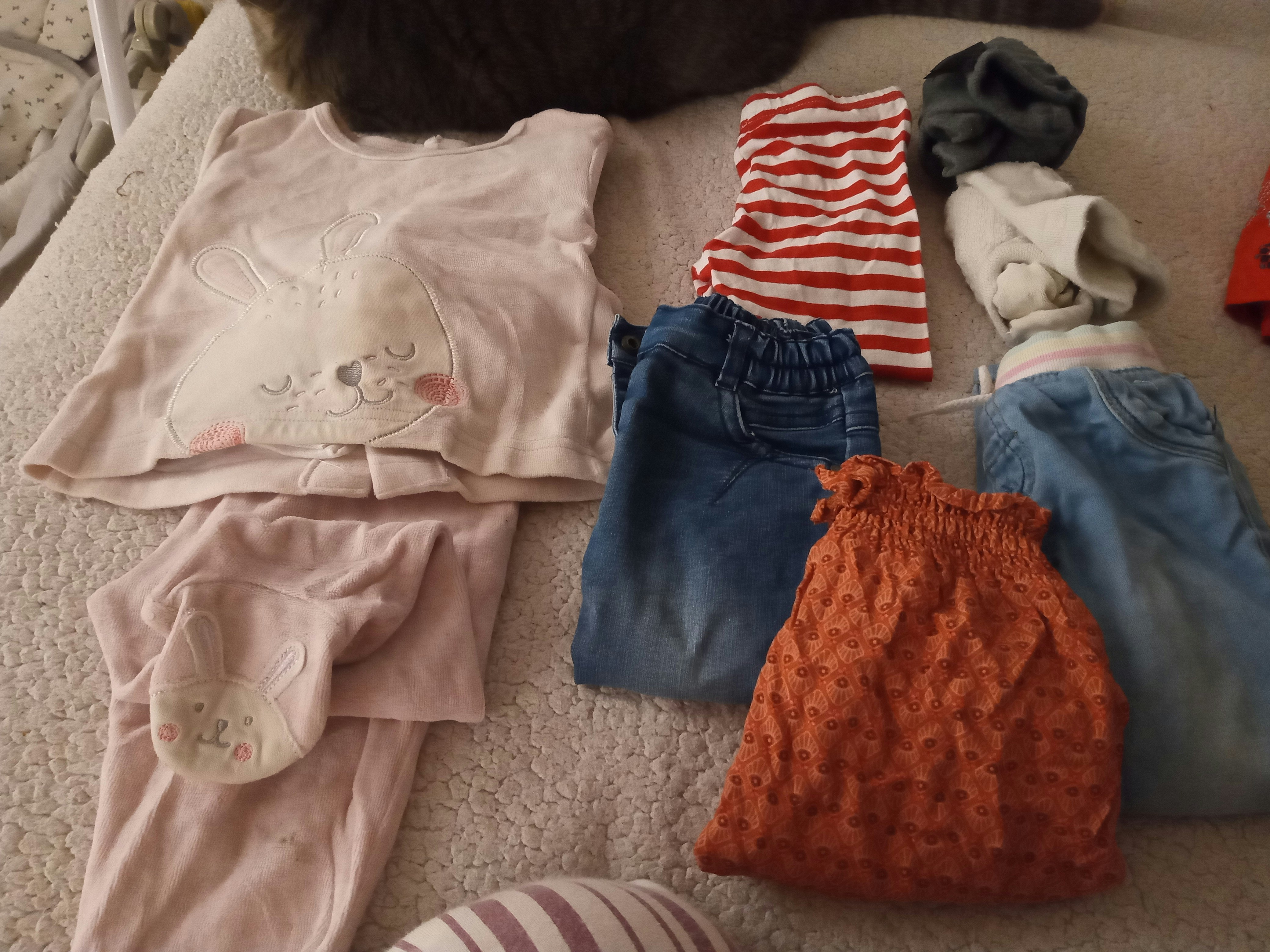 Vêtements bébés - photo numéro 2