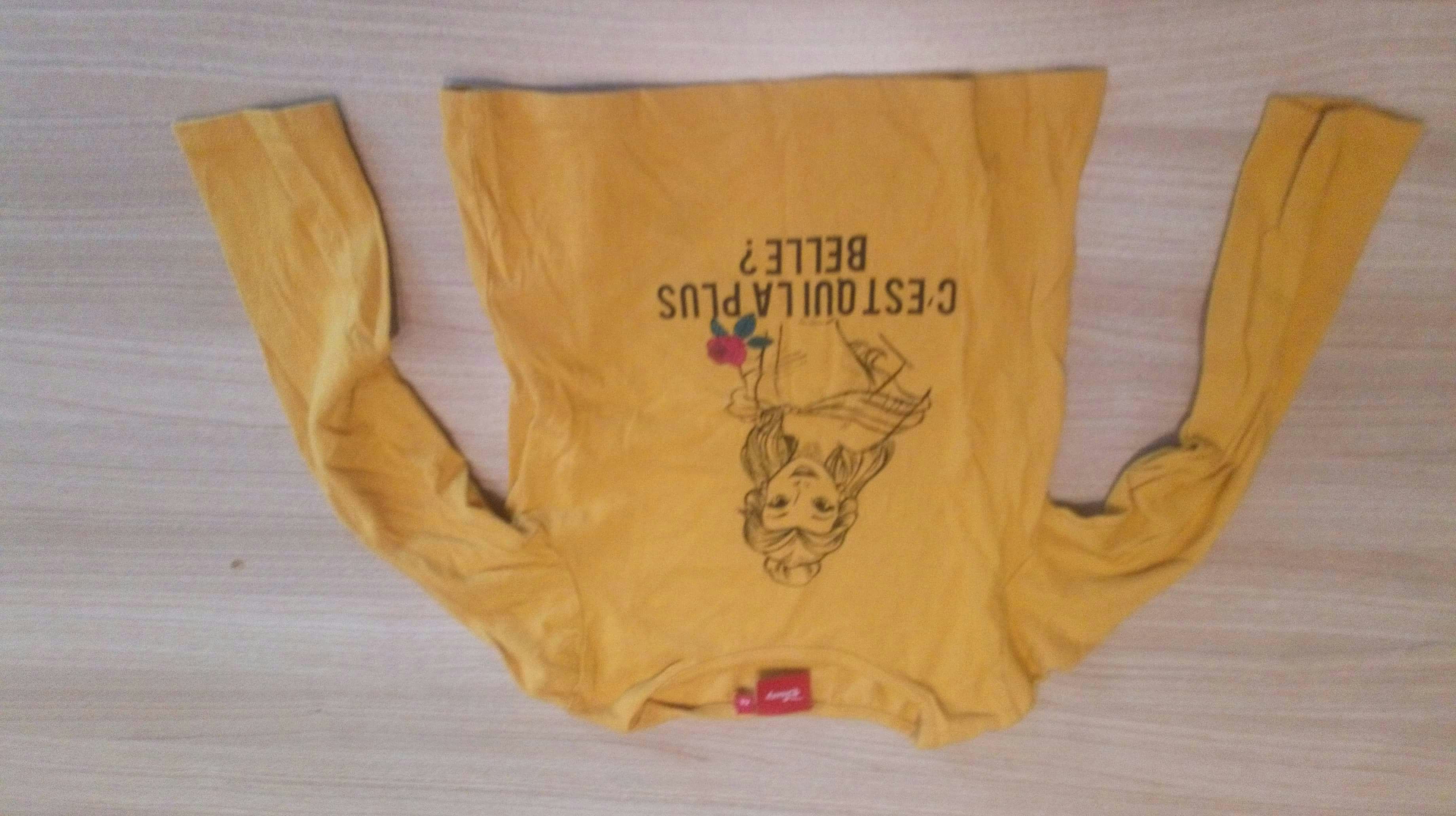 Plusieurs vêtements fille taille 4 ans