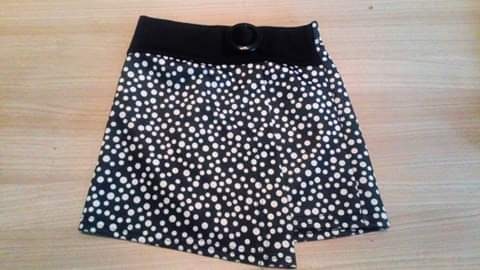 Plusieurs vêtements fille taille 4 ans - photo numéro 3