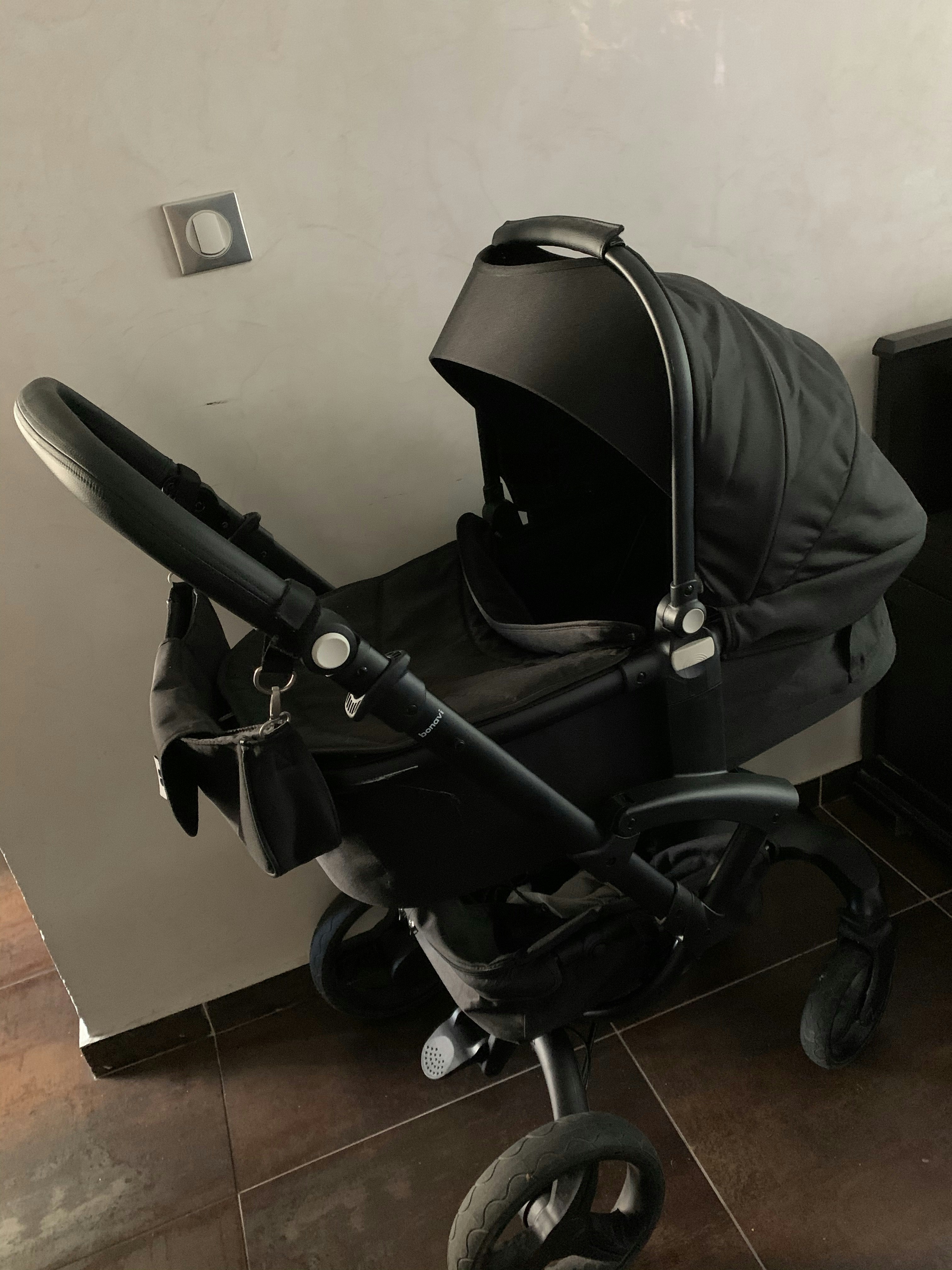 poussette bonavi tout terrain édition limitée All Black