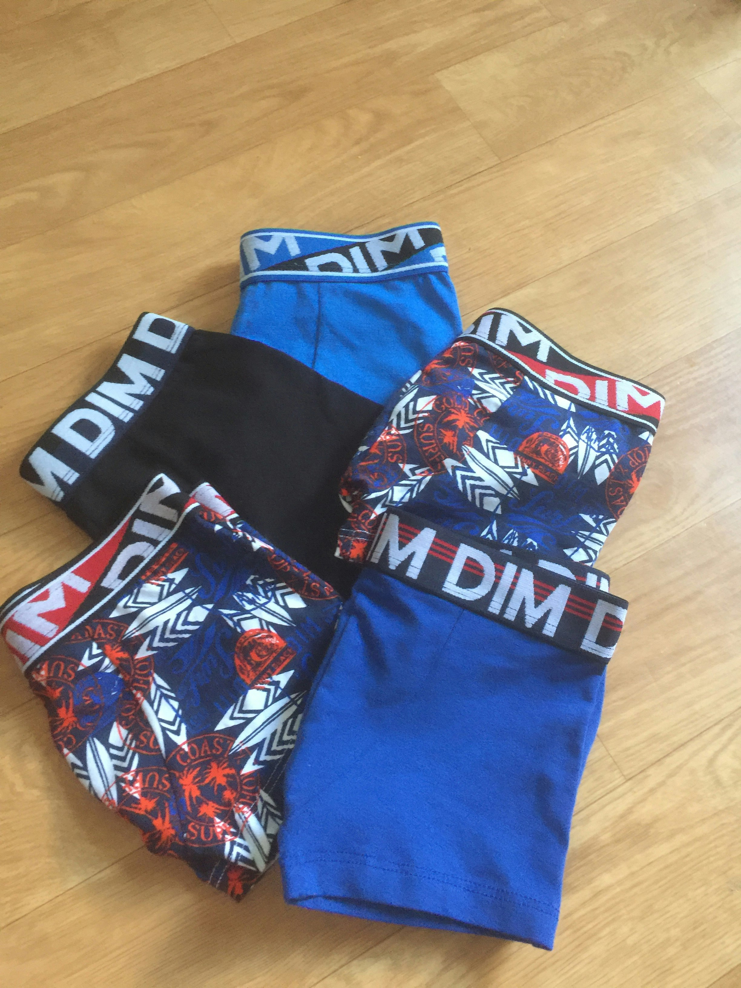 Boxers 6 ans dim neuf les 5 pièce 20€ - photo numéro 4