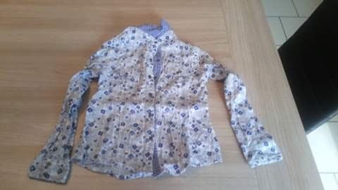 Plusieurs vêtements fille taille 4 ans - photo numéro 8