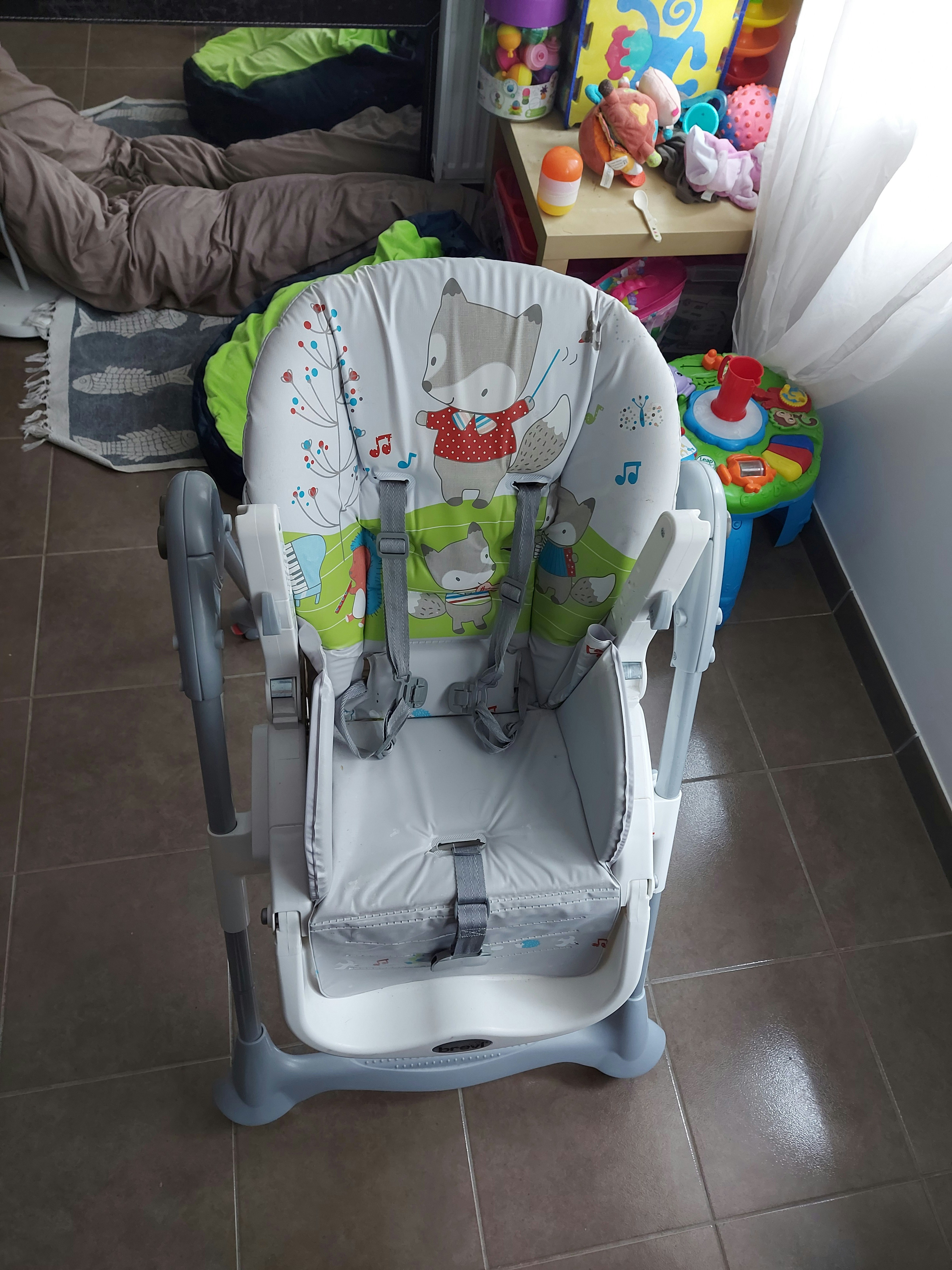 Chaise haute - photo numéro 5