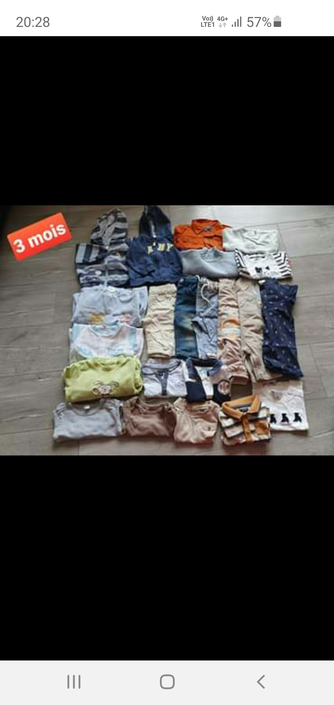 Lot vêtement 1 , 3 , 6 mois