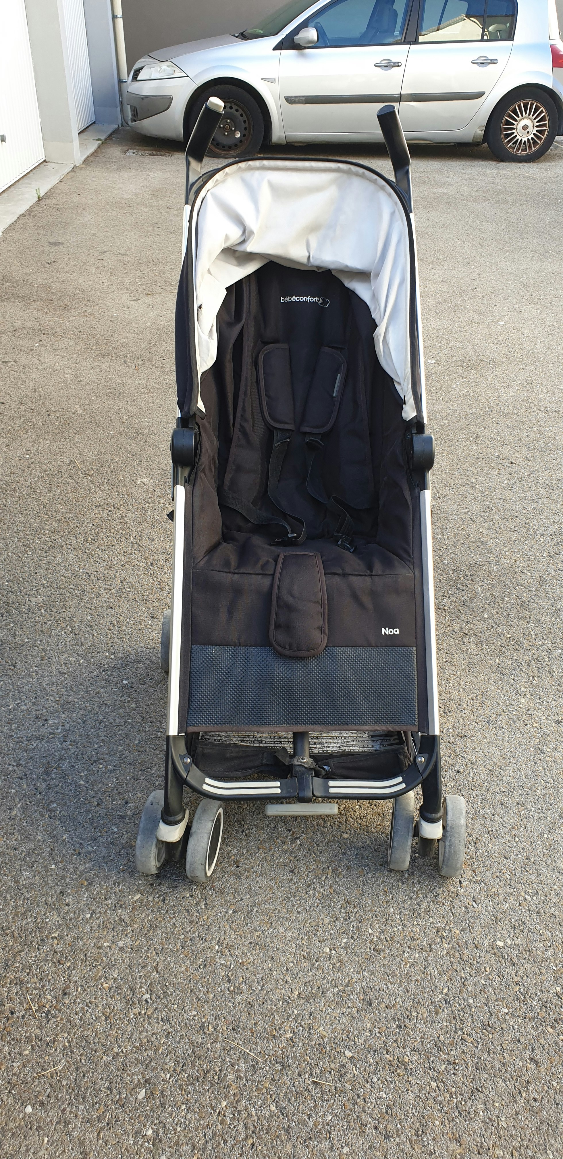 Poussette - photo numéro 2