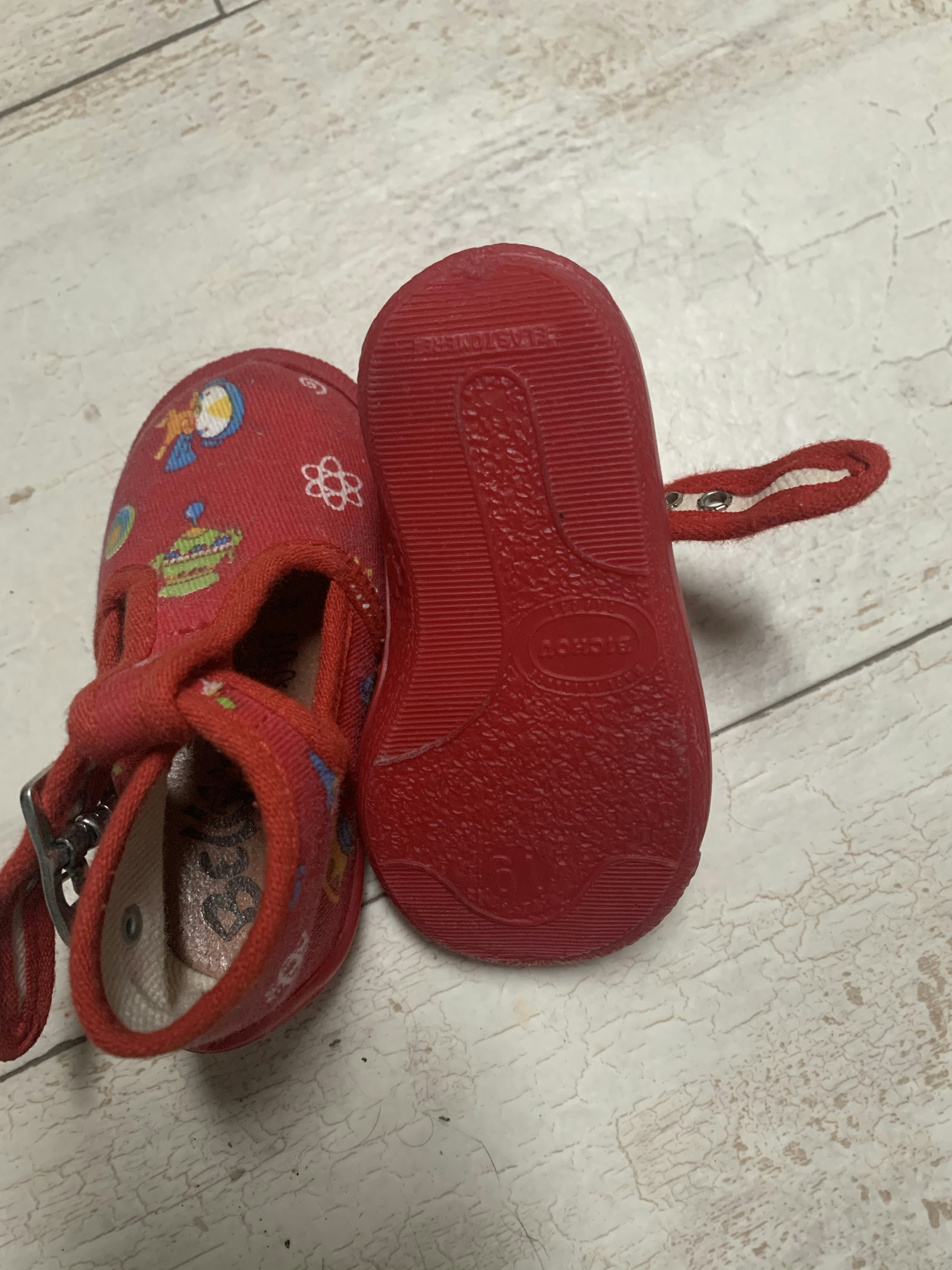 Chaussons - photo numéro 2