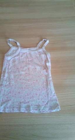 Plusieurs vêtements fille taille 4 ans - photo numéro 4