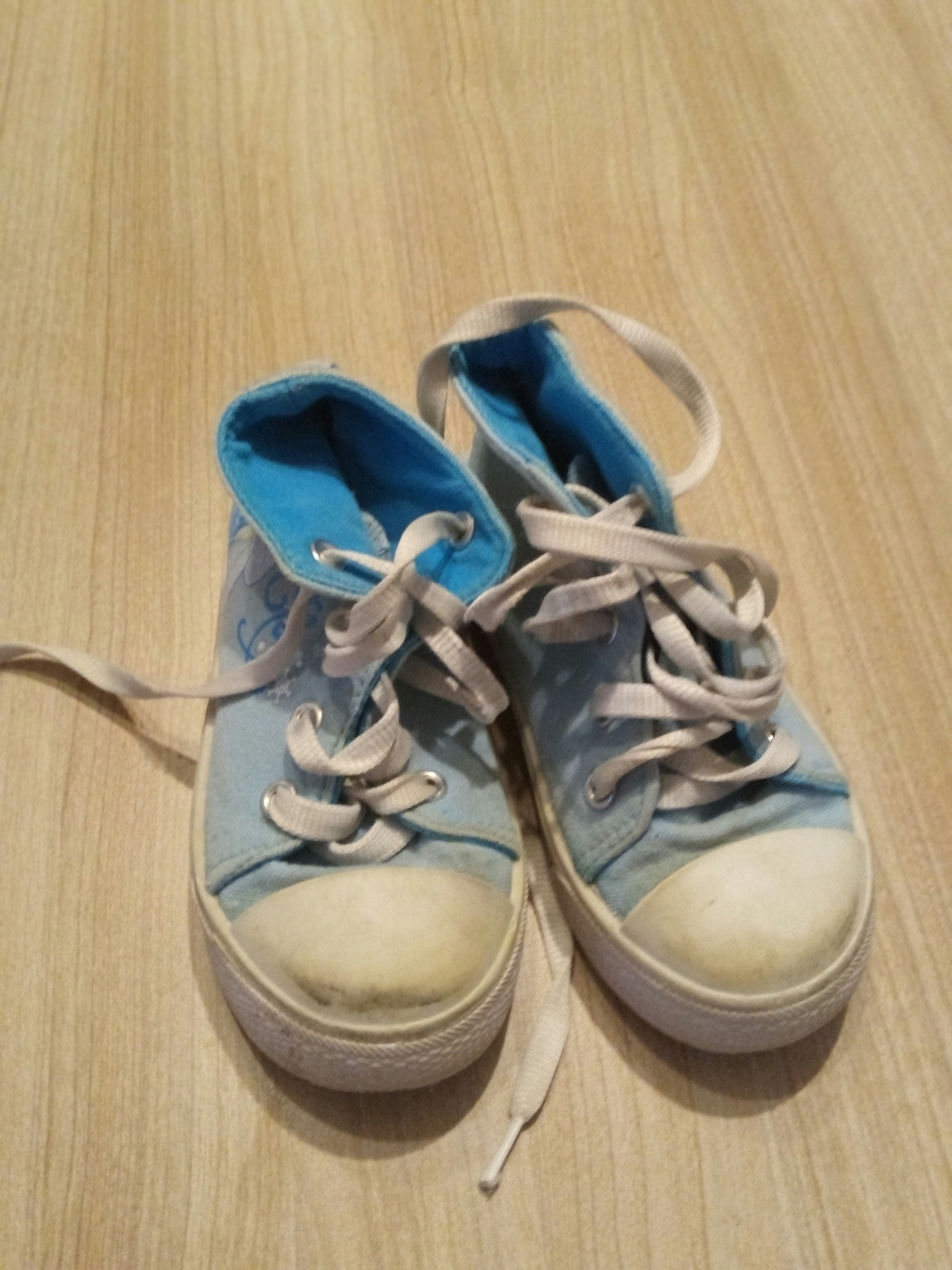 Plusieurs paires de chaussures pointure 26 fille - photo numéro 3